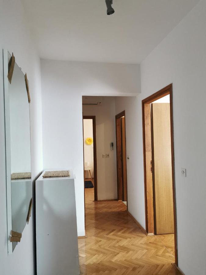 Apartments Lucia Pag Town Zewnętrze zdjęcie