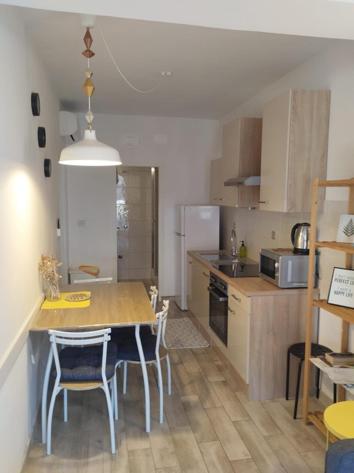 Apartments Lucia Pag Town Zewnętrze zdjęcie